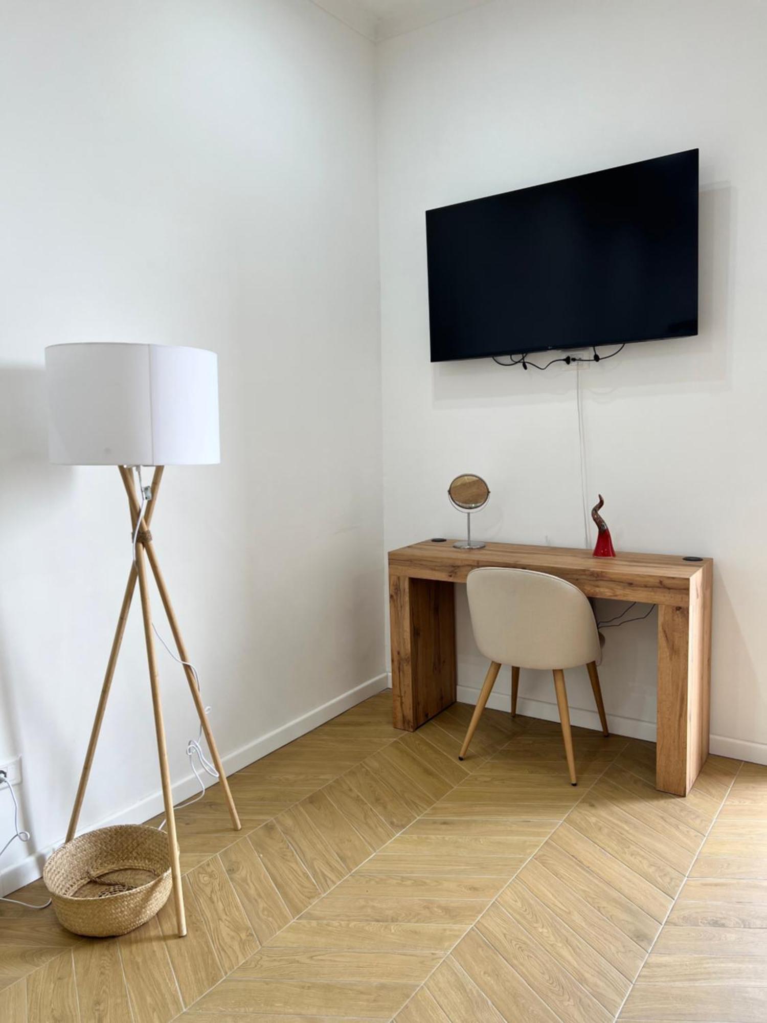 נאפולי Gennarino Apartments - Panorama Suite With Balcony And Urban Loft מראה חיצוני תמונה