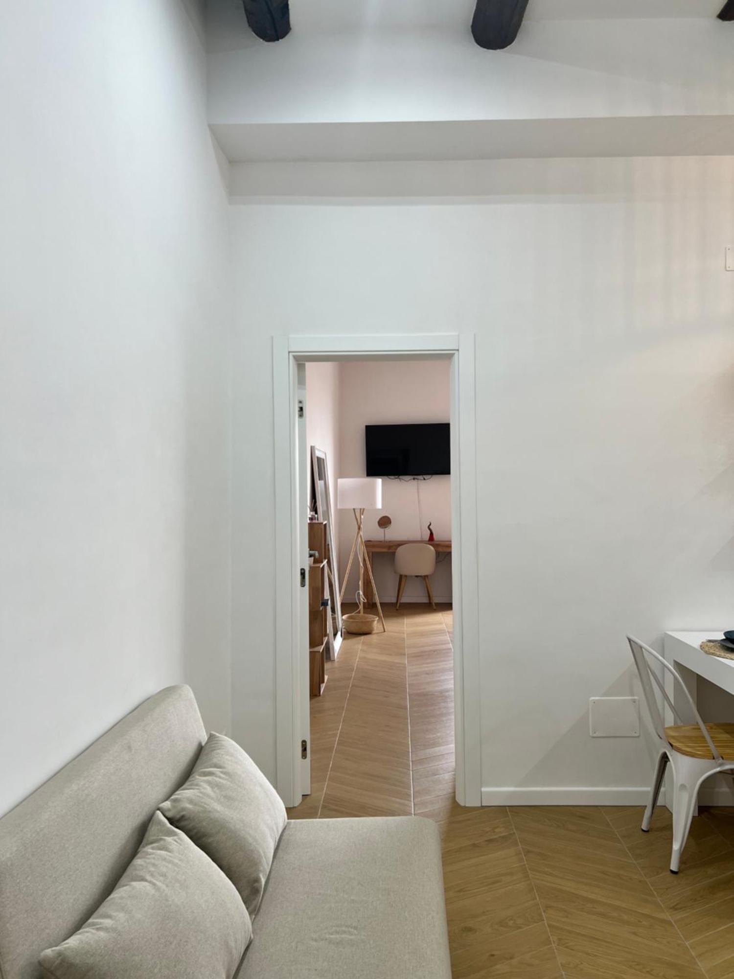 נאפולי Gennarino Apartments - Panorama Suite With Balcony And Urban Loft מראה חיצוני תמונה